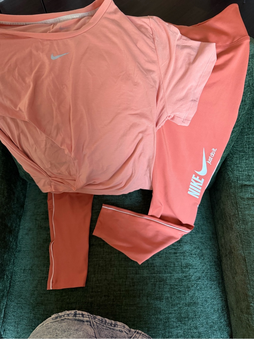 Nike Girls Coral Pink Athletic Leggings Set